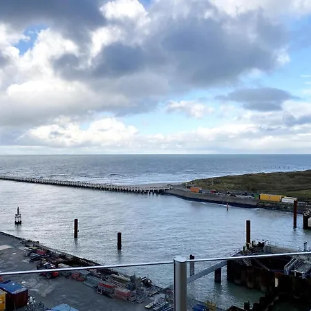 In By The Nieuwpoort